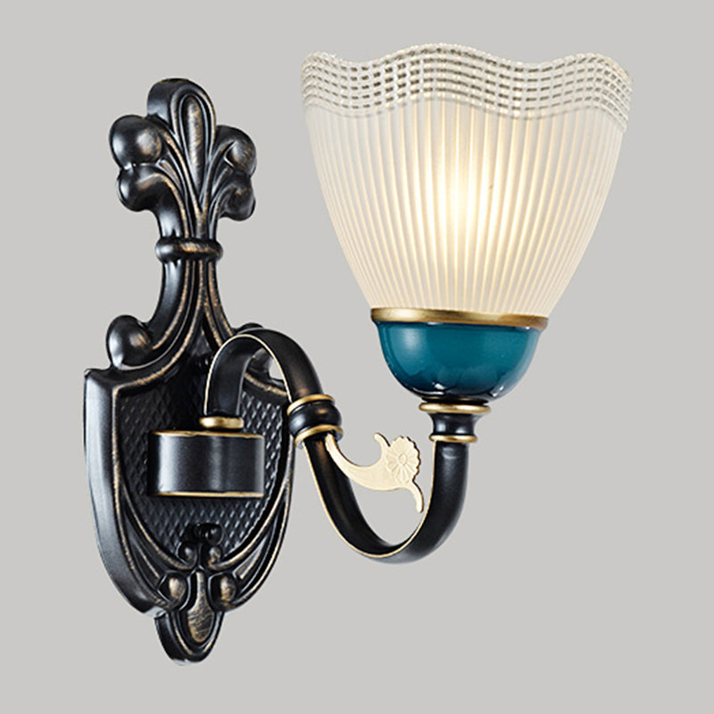 1/2-Head Scalloped Pleated Wall Mount Lamp Traditional Black Ribbed Glass Sconce Light with Curvy Arm