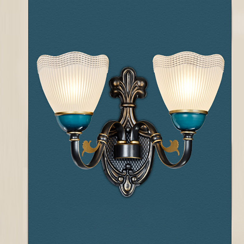 1/2-Head Scalloped Pleated Wall Mount Lamp Traditional Black Ribbed Glass Sconce Light with Curvy Arm