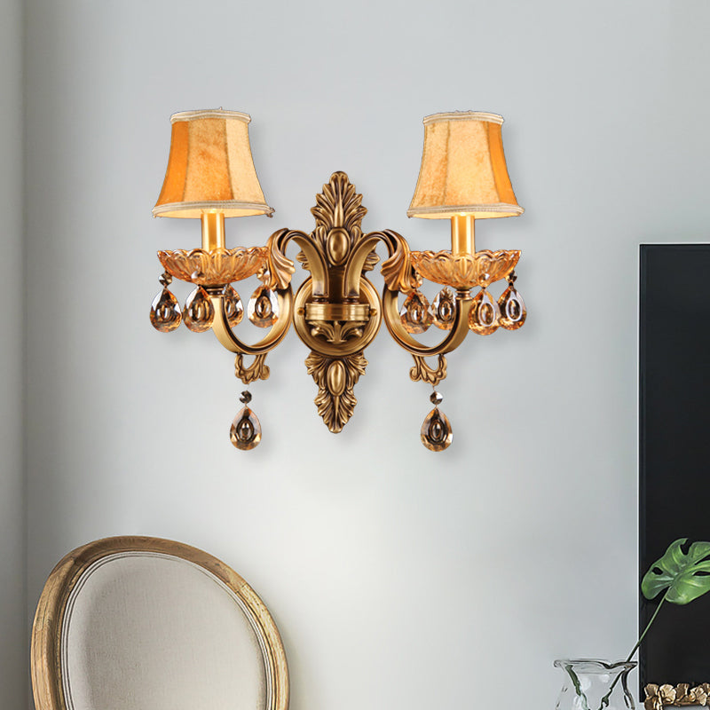 Crystal Raindrop Fabric Shade Sconce Countryside Bedroom Wall Éclairage mural en laiton