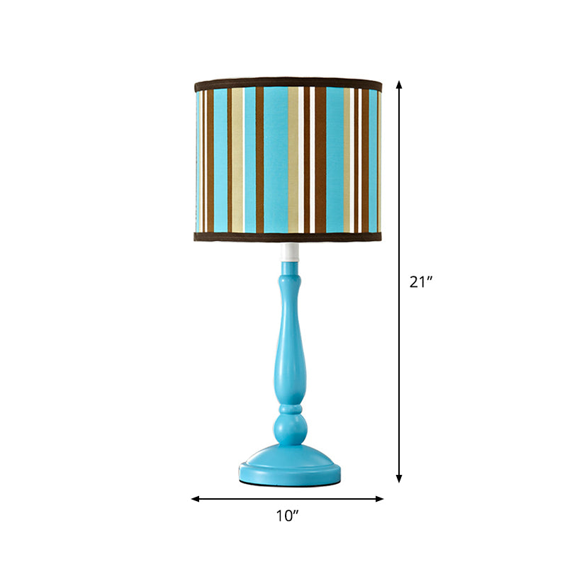 1 Glühbirnenschlafzimmer Nachttischlampe moderne blaue Nachttischlicht mit Trommelstoffschatten