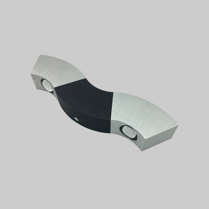 Luz de pared ondulada ondulada negra y plateada Simplicidad metálica LED FLUSH MOUNT MALLE Splush en verde/púrpura/luz roja