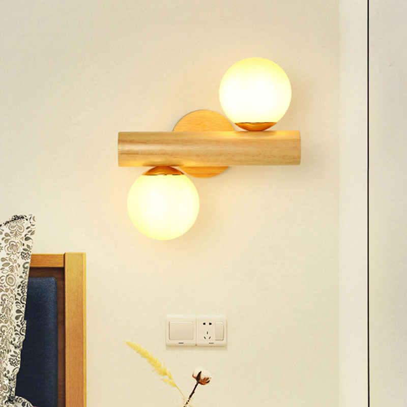 Luz de la pared de globo de vidrio de leche con base de madera 2 luces lámpara de pared contemporánea en blanco para el baño