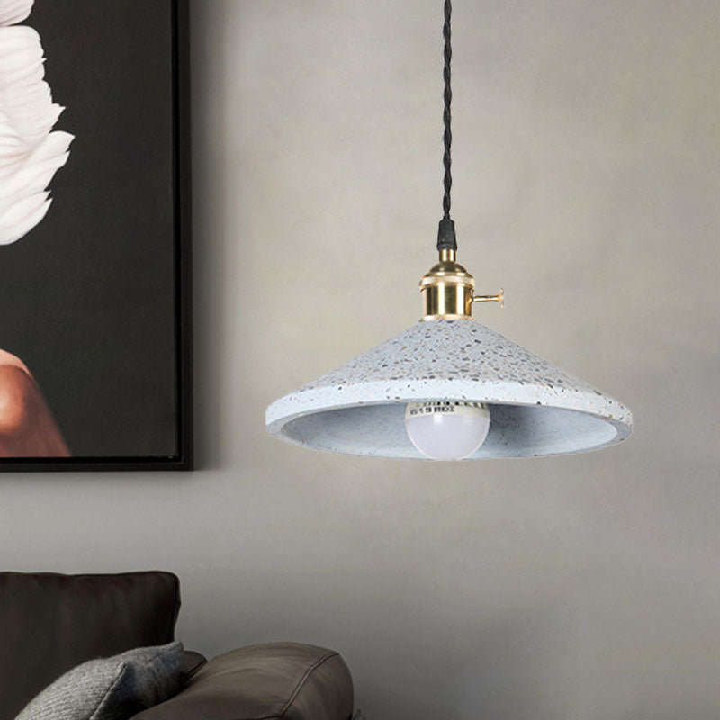 Pyramide Single Pyramid Light Contemporain Ciment suspendu lampe pour l'atelier Bar