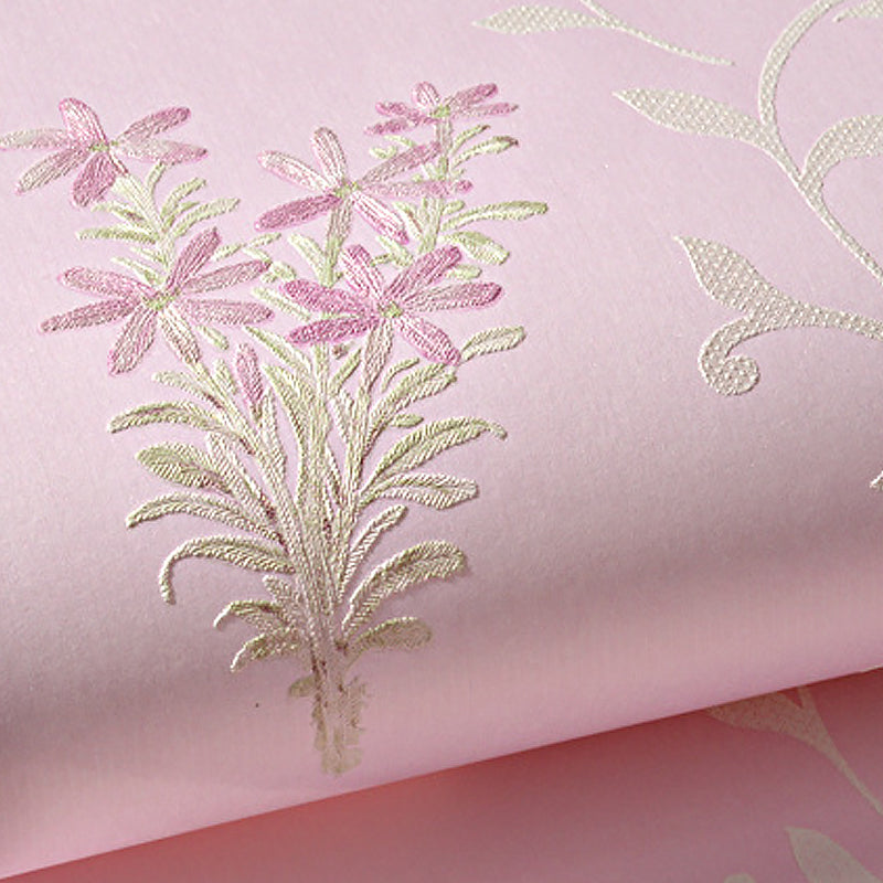 Rustic 54.2-sq ft Wall Decor Wildflower Moisture Resistant Wallpaper in Light Color