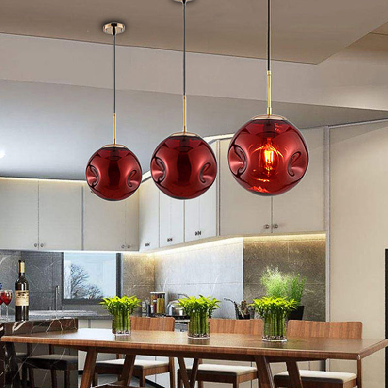 Pendre de style moderne 1 Bulbe Lumière avec une teinte en verre concave Silver / Red Global Hanging Lightture pour le restaurant