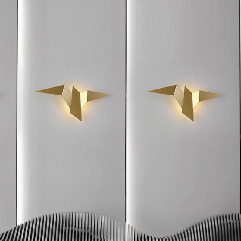 Metallic Bird-Like Sconce Lighting Modernist White/Black/Gold Finish LED Wall Lamp Fixture in White/Warm/Natural Light