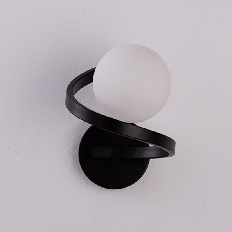 Single Black/Golden Modern Wall Mounted Sconce Glass Shaded Wall Light for Foyer
