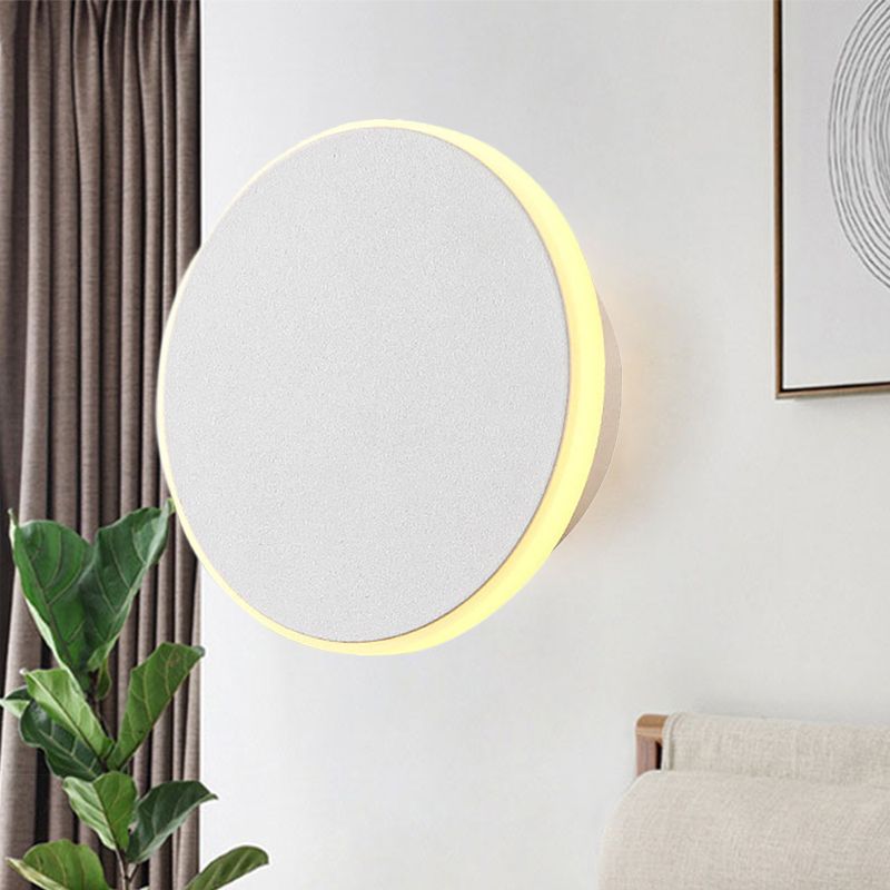 Black/White Disc LED Sconce Modernism Single Acrylic Wall Lighting Ideas in Warm/White Light