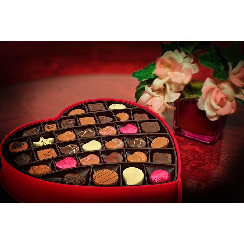 Valentine's Day Chocolate Mural Wallpaper Contemporary Wall Covering for Dessert Shop