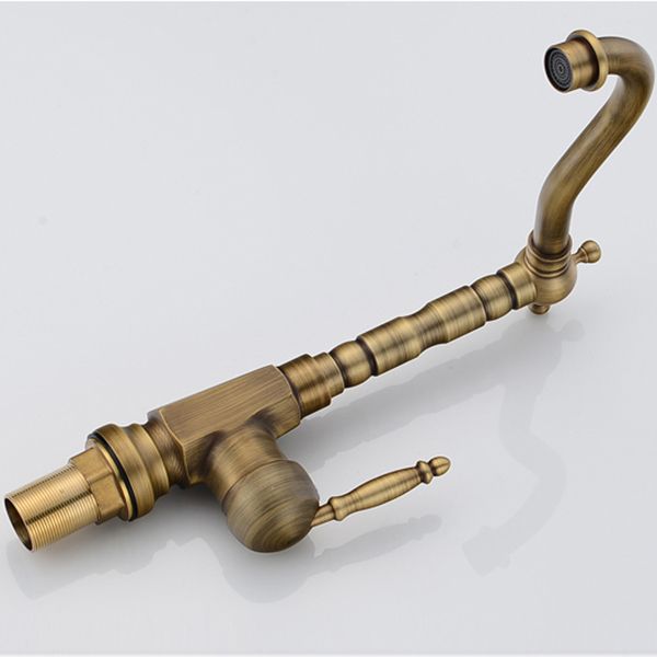 Traditional Bar Faucet with Brass Sprayer 1-Handle Kitchen Faucet