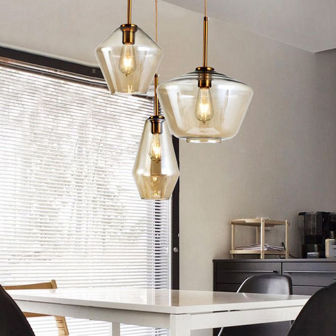 Triangle en verre transparent / ambre / urne / diamant pendentif lampad