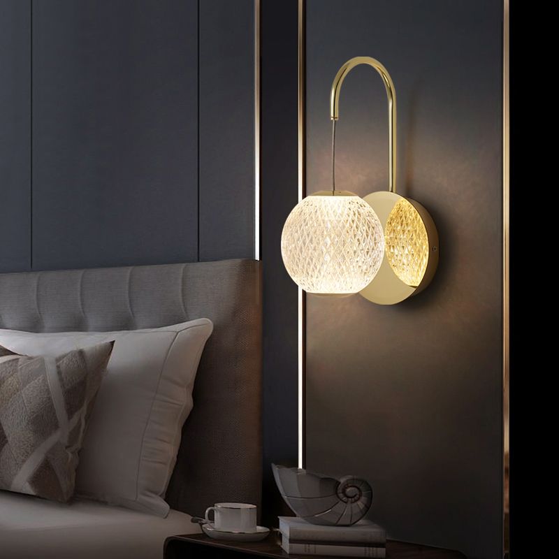 Ball Shade Metal Wall Sconce Modern Style Single Light Wall Mount Lighting in Gold