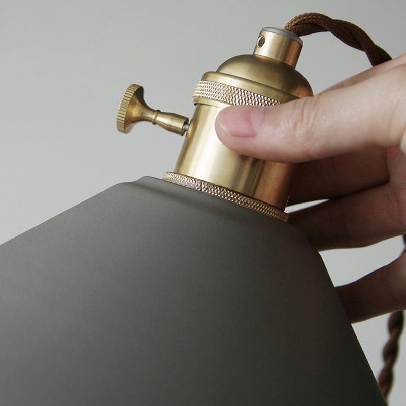 Cône Cone Hanging Lighting Modern Style Metal 1-Light suspendu lampe pour chambre à coucher