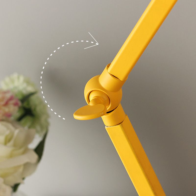 Lámpara de mesa de mesa de timbre de estilo moderno Luz de mesa de una sola luz de metal