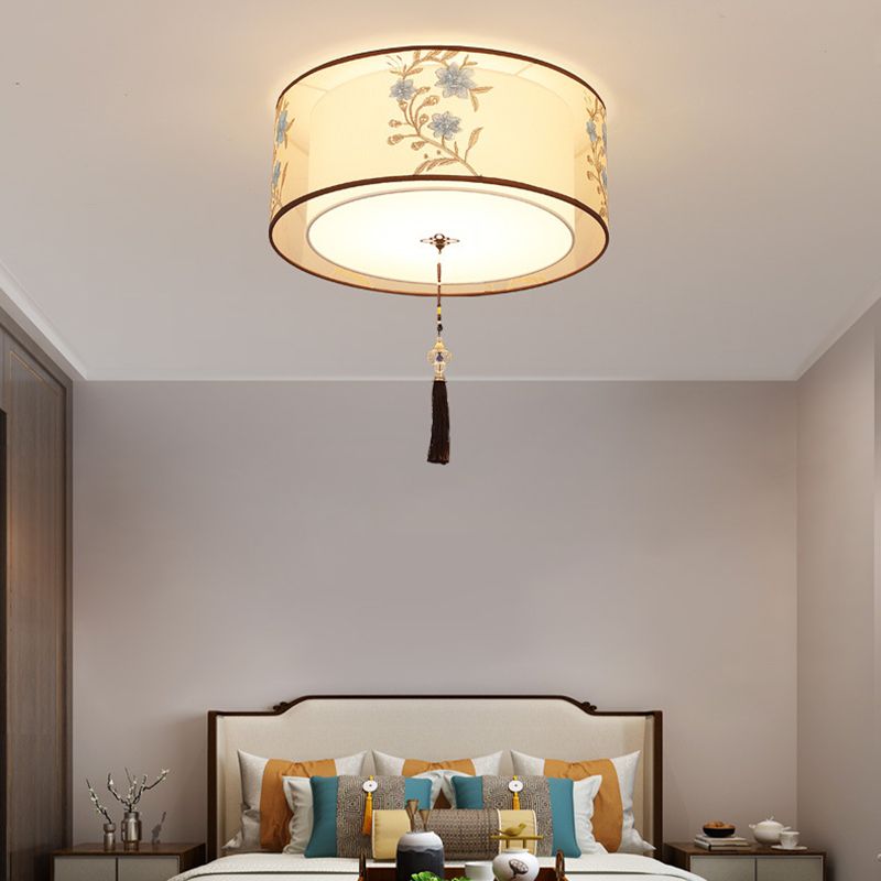 Traditional Flush Mount Light Fixtures 3-Light White Flushmount Ceiling Lamp for Living Room