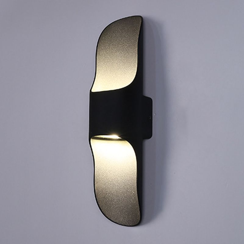 Single Black Modernism Wall Mounted Sconce Metallic Wall Light