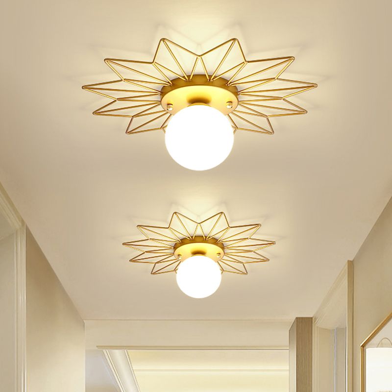 Industrial Ceiling Light Creative Flush Mount Ceiling Light Fixture with Glass Shade