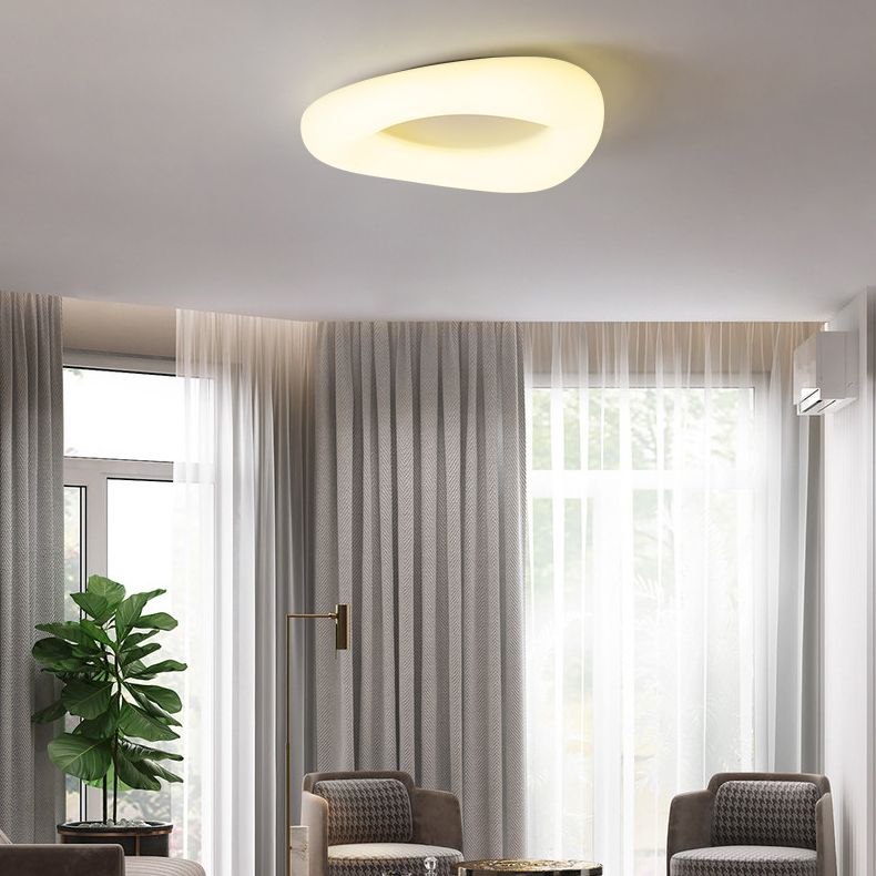 Lámpara nórdica de montaje en techo LED de metal con iluminación empotrada de geometría en blanco para sala de estar