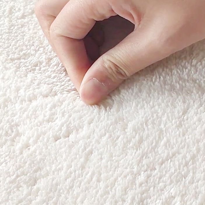 Simple White Tone Casual Rug Polyester Abstract Lines Area Rug Easy Care Carpet for Home Decoration