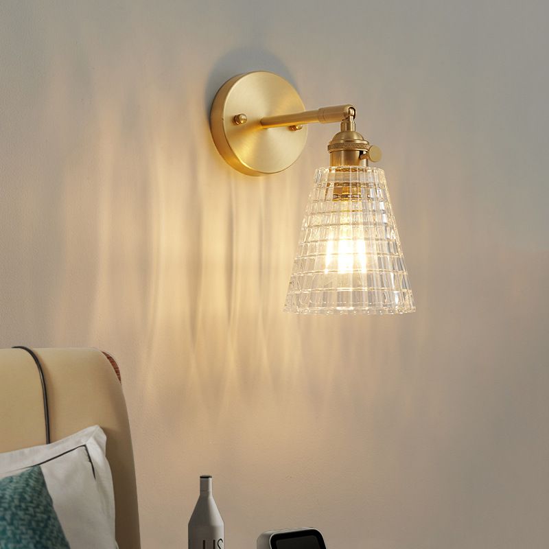 Modern Creative 1-Light Wall Light Geometric Glass Wall Lamp in Gold