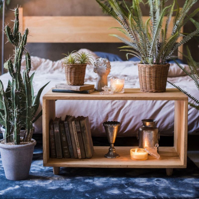 Wooden Night Table Modern Solid Wood Nightstand with Lower Shelf