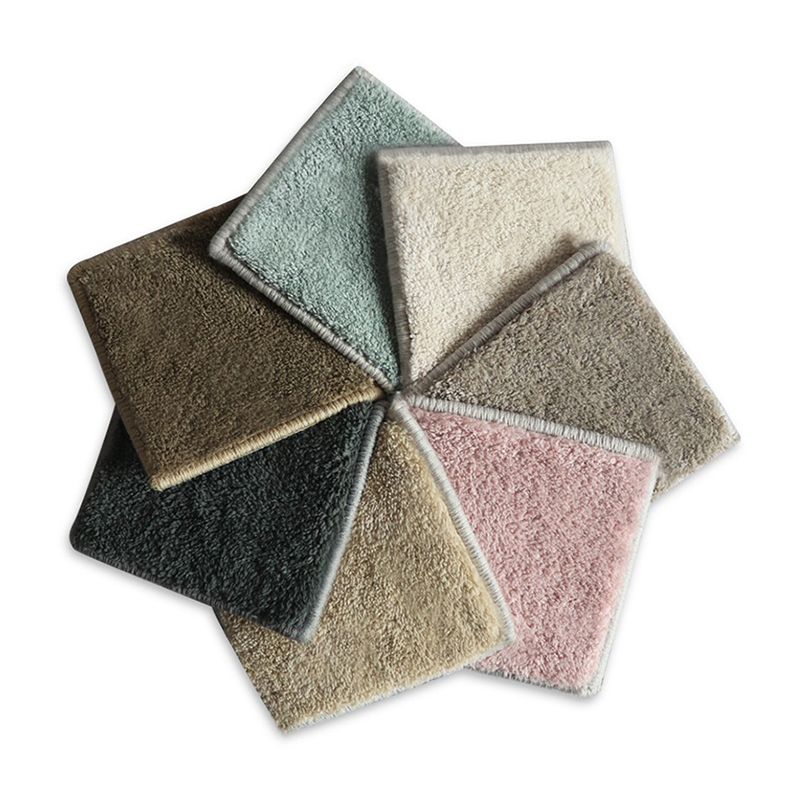 Tapis gris pure de couleur polyester tapis de gueule de soins de soins faciles pour la décoration intérieure