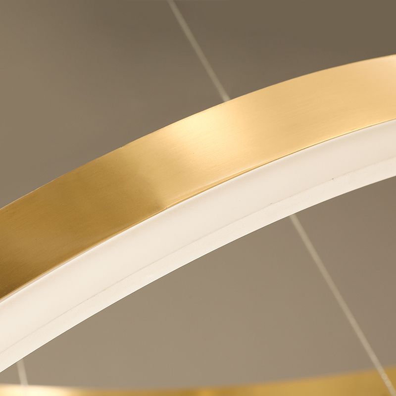 Nuevos accesorios de lámparas de lámpara de araña de oro modernas Luce de colgantes acrílico para sala de estar