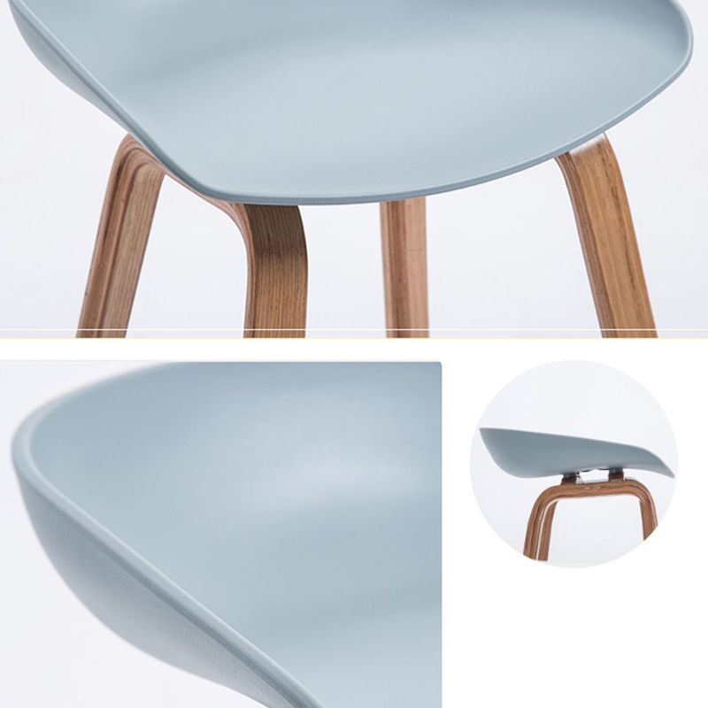 Plastic Bar Stool Low Back Dining Stool with Solid Wood Base