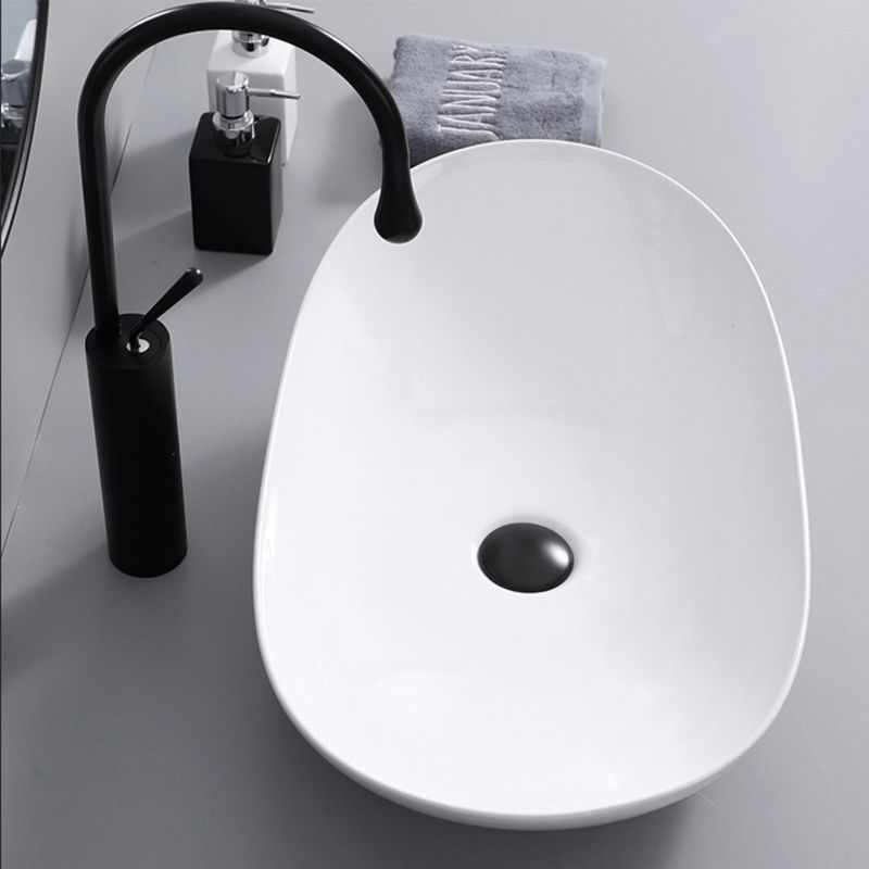 Contemporary Bathroom Sink with Single Faucet Hole Solid Color Oval-Shape Vessel Sink