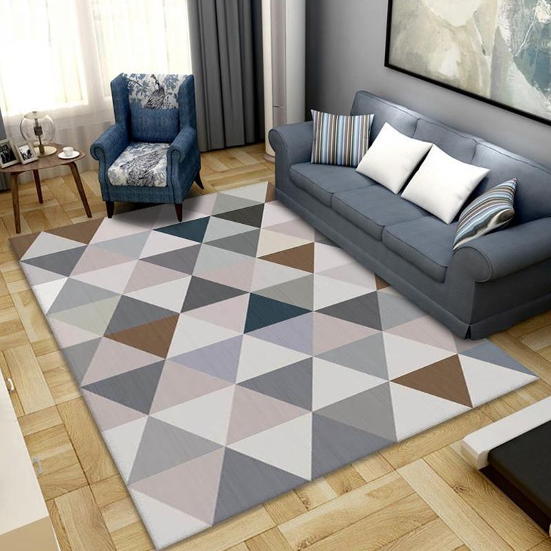 Stylish Triangle Pattern Rug Funky Modern Carpet Polyester Stain Resistant Rug for Living Room