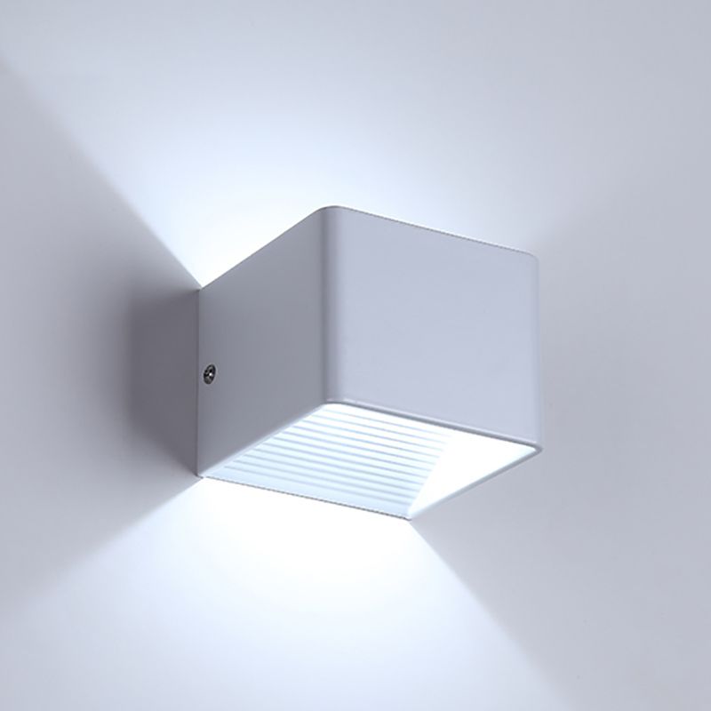 2-Lights Metal Wall Lighting Modern Style Square Shape Wall Mount Light Fixture