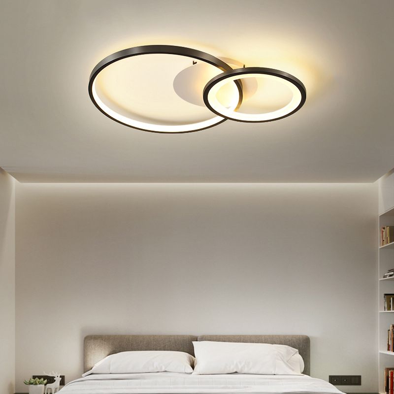Circle Ceiling Light Fixture Modern Style LED Metal Ceiling Mounted Light