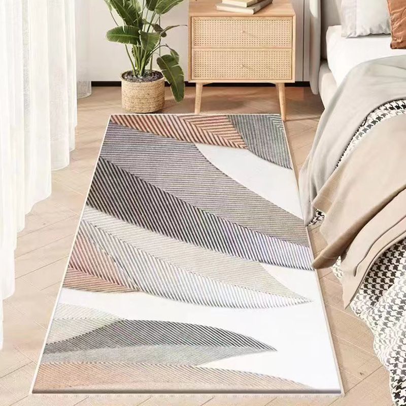 Gray Casual Rug Polyester Feather Rug Stain Resistant Rug for Drawing Room