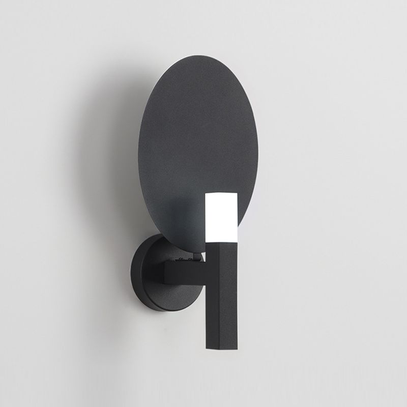 Modernism Single Wall Mounted Sconce Metallic Wall Light in Golden/Black Finish