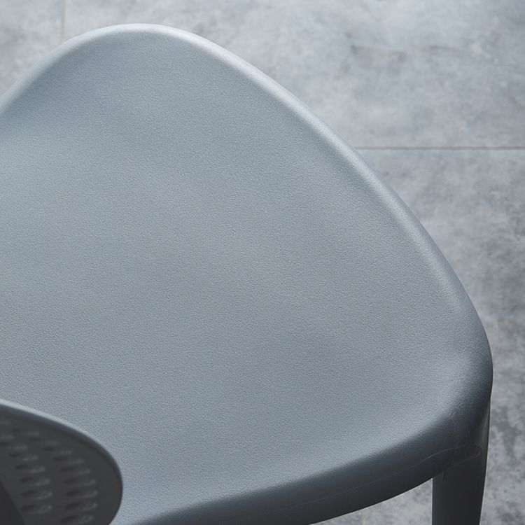 Chaises d'appoint de salle à manger empilables en plastique Chaises de salle à manger sans accoudoirs à dossier ouvert (Ensemble de 4)