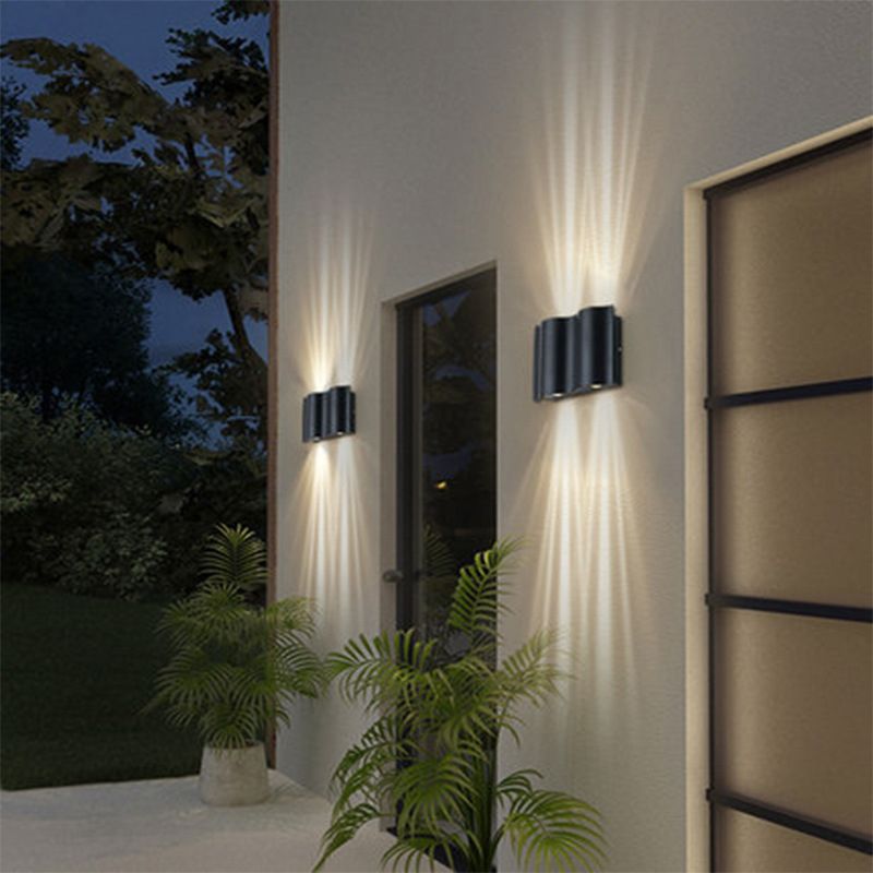 Modern Style Wave Shape Wall Sconce Metal Sconces in Black for Outdoor