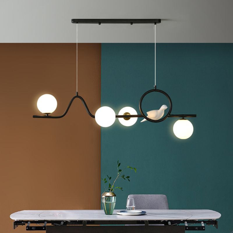 Postmodern Curve Island Affermazione Light Metallic Dining Room lampada a sospensione con sfera di vetro