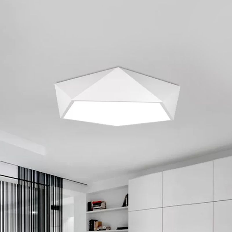 Black/White Faceted Pentacle Ceiling Lamp Nordic 16.5"/20.5" Wide LED Acrylic Flush Mount Lighting in Warm/White Light