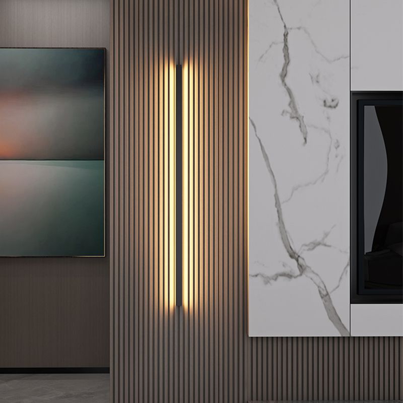 Metal Linear Shape Wall Light Modern Style 1-Light Wall Mounted Light in Black