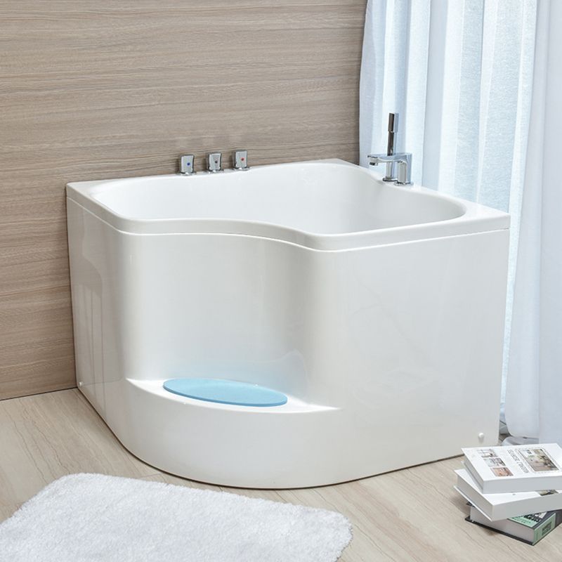 Modern Home Acrylic Bathtub White Corner Bath Tub with Seat Included