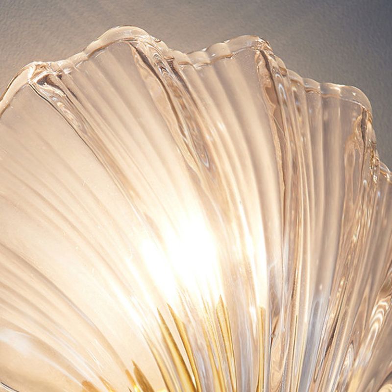 Shell Shape Wall Lamp Modern Style Glass 1 Light Wall Light in Clear