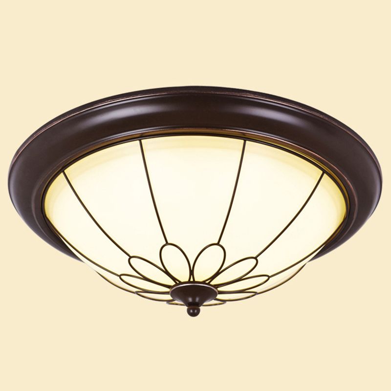 Koepelvormige plafondinbouwlamp in de hal, landelijke stijl, wit glas, zwart, inbouw LED-licht