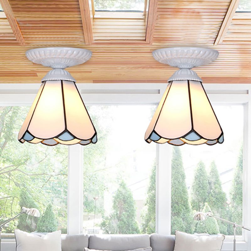 Single Flower Ceiling Mounted Light Vintage Handcrafted Stained Glass Flushmount Lighting for Aisle