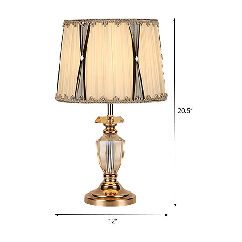 Lampada da tavolo moderna in tessuto con paralume a cono, 1 lampadina, piccola lampada da scrivania in beige per camera da letto