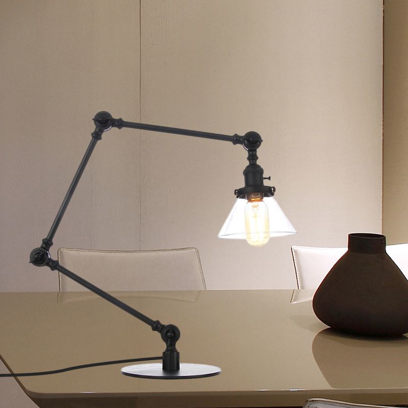 Table conique de style industriel clair Ambre / verre transparent et métal 1 lampe de table de chambre à coucher légère avec bras réglable en noir / laiton