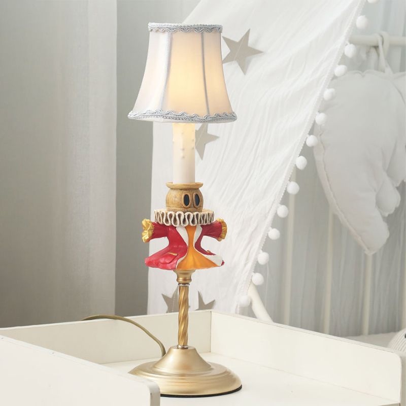 1 Livre de lecture de chevet de tête Light Modern Gold Task Lighting avec base de vêtements et ombre de baril