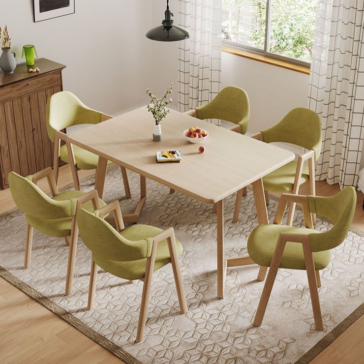 Sedia da pranzo in tessuto moderno per camera da letto con camera da letto.