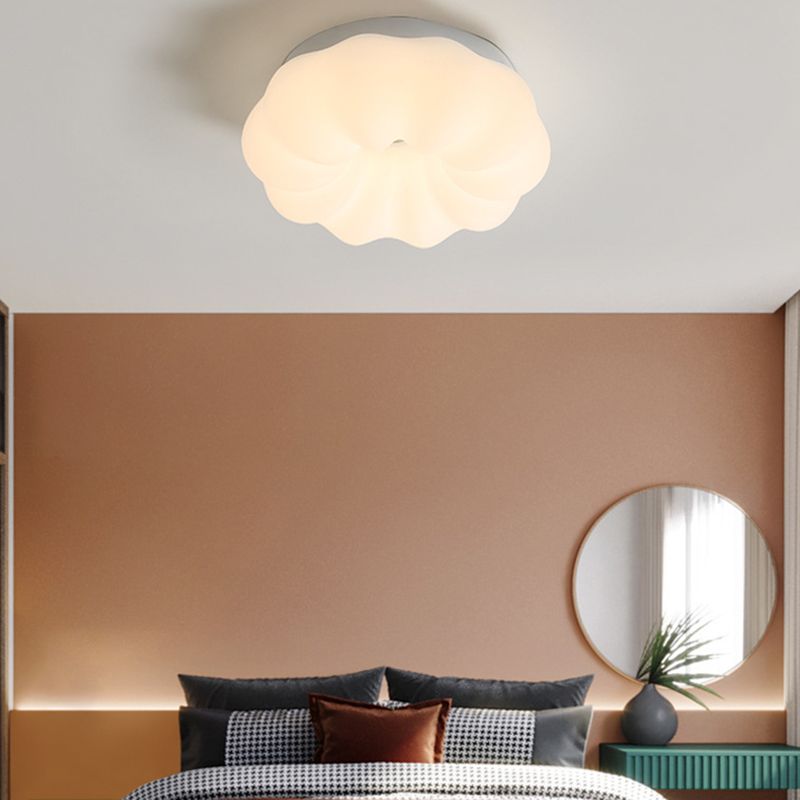 White Shaded LED Ceiling Light Modernism Flush Mount Lighting for Room