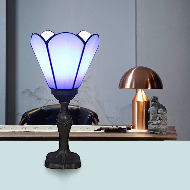 Classic Tiffany Cone Desk Light Glass 1 Head Inverted Desk Lamp in White/Yellow/Blue for Living Room
