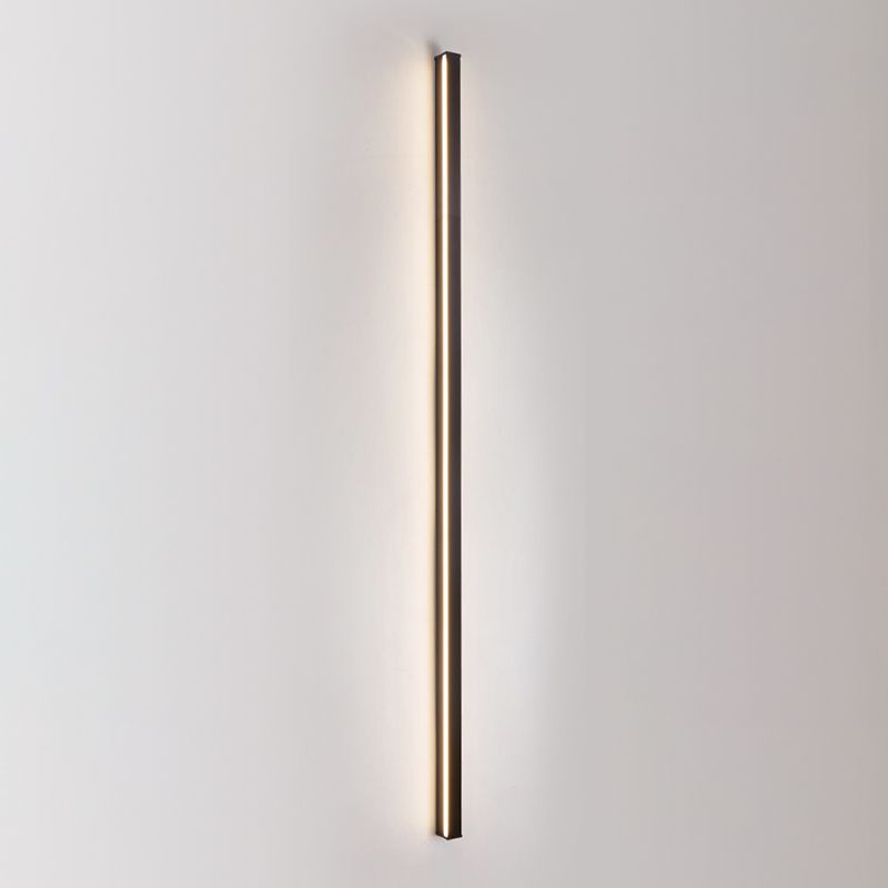 Metal Linear Shade Wall Sconce Modern Style Single Light Wall Mount Lighting in Black